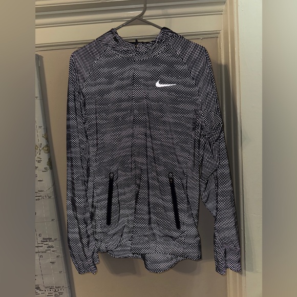 USED NIKE STORM FIT 5 JACKET 3M REFLECTIVE MENS MEDIUM - Picture 8 of 8